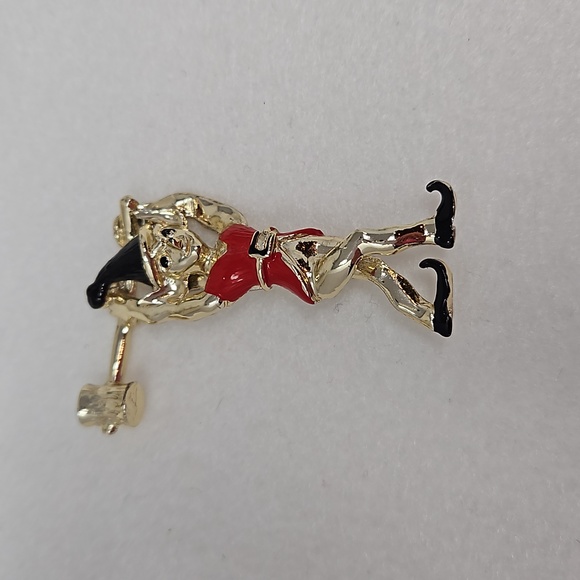 Vintage Pixie Elf Pin Brooch Enamel Gold Tone Red Black - Picture 2 of 9